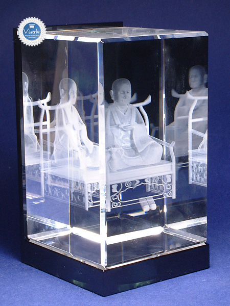 3D�N���X�^�� �O�@��t�� �ʐ^��