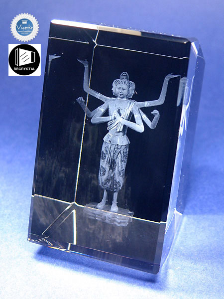 3D�N���X�^�� ���C���� �ʐ^��