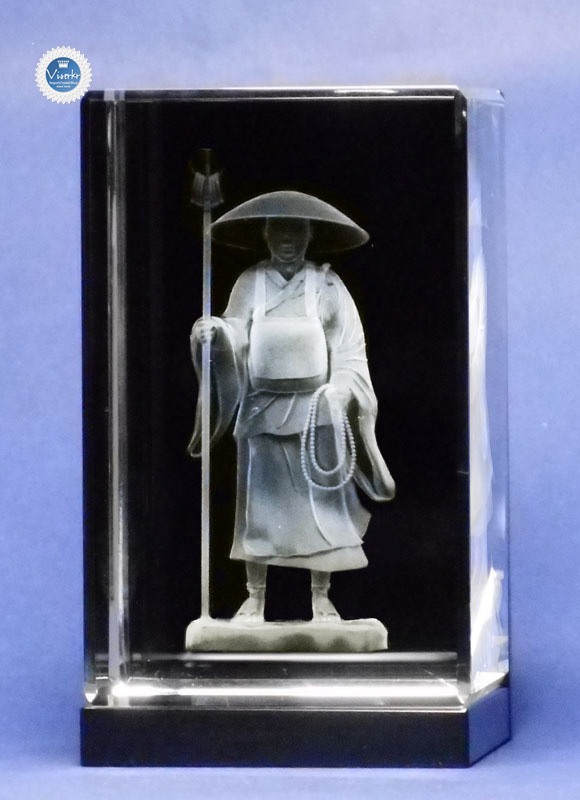 3D�N���X�^�� �O�@��t������ �ʐ^��