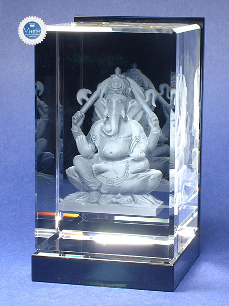 3D�N���X�^�� �K�l�[�V�� �ʐ^��