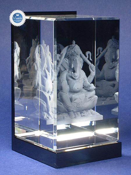 3D�N���X�^�� �K�l�[�V�� �ʐ^��