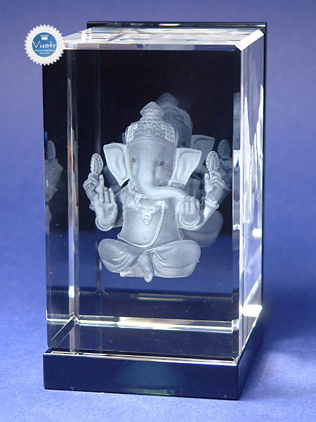 3D�N���X�^�� �K�l�[�V�� �ʐ^��