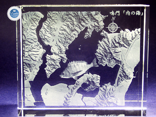 3D�N���X�^�� �ӂ邳�Ɓu��E���̊C�v