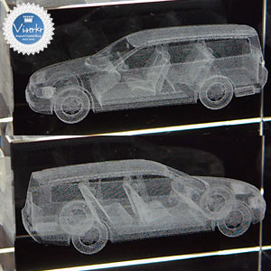 3D�N���X�^�� ���S��