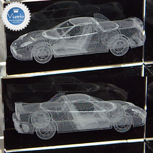 3D�N���X�^�� �X�|�[�c�J�[