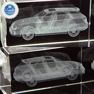 3D�N���X�^�� ���S��