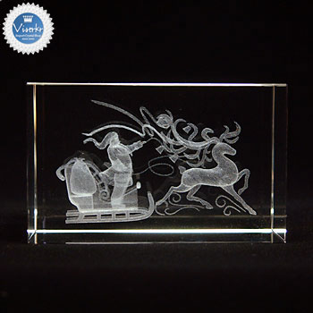 3D�N���X�^�� �T���^�ƃg�i�J�C