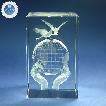 3D�N���X�^�� �n���Ǝ�ƃn�g