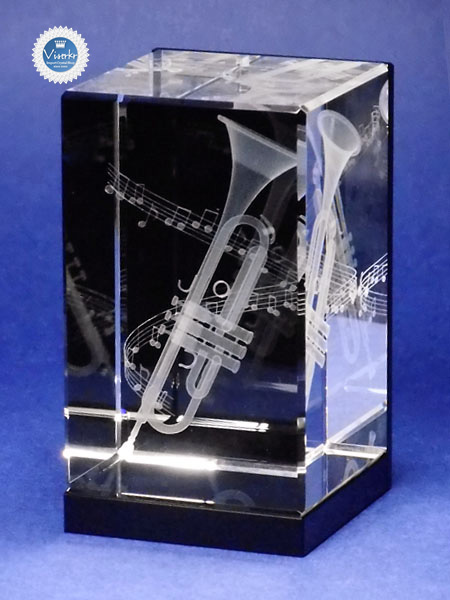 3D�N���X�^�� �g�����y�b�g