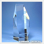 �N���X�^�� �g���t�B�[