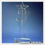 �N���X�^�� �g���t�B�[