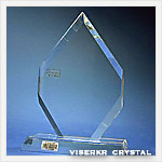 �N���X�^����