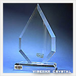 �N���X�^����