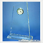 �N���X�^����