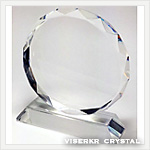 �N���X�^���� �ی^