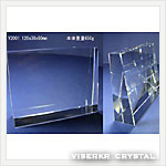 �N���X�^����