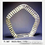 �X�� �N���X�^����